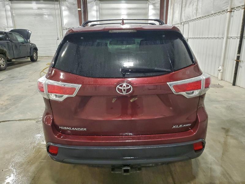 Photo 6 from auction – 2016 TOYOTA HIGHLANDER with VIN 5TDJKRFH3GS296204
