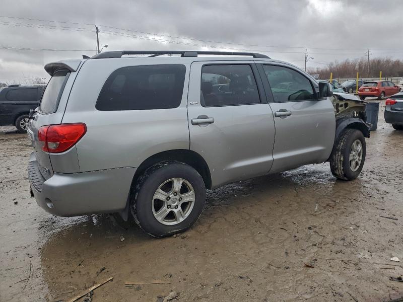 Photo 3 from auction – 2017 TOYOTA SEQUOIA SR with VIN 5TDBY5G17HS150130