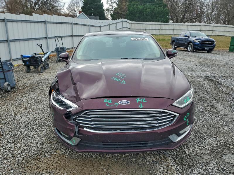 Photo 5 from auction – 2017 FORD FUSION with VIN 3FA6P0K98HR263100