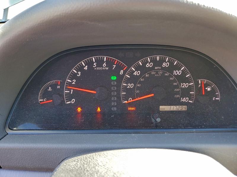 Photo 9 from auction – 2005 TOYOTA CAMRY LE with VIN 4T1BE32K65U627470