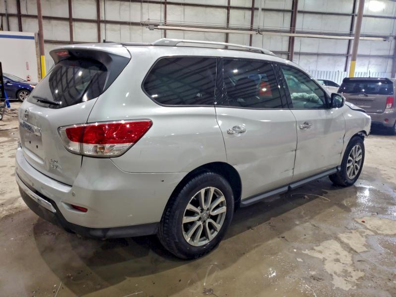 Photo 3 from auction – 2016 NISSAN PATHFINDER with VIN 5N1AR2MM8GC650329