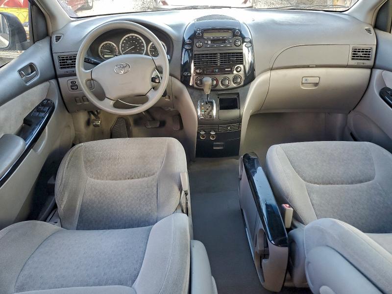 Photo 8 from auction – 2004 TOYOTA SIENNA CE with VIN 5TDZA23C44S196775