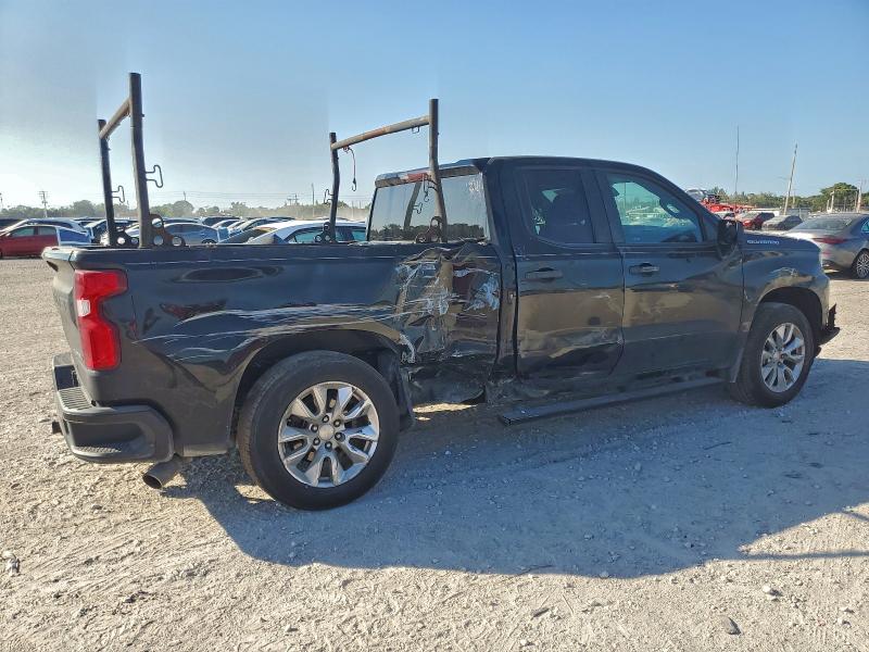 Photo 3 from auction – 2019 CHEVROLET SILVERADO with VIN 1GCRWBEH7KZ243383