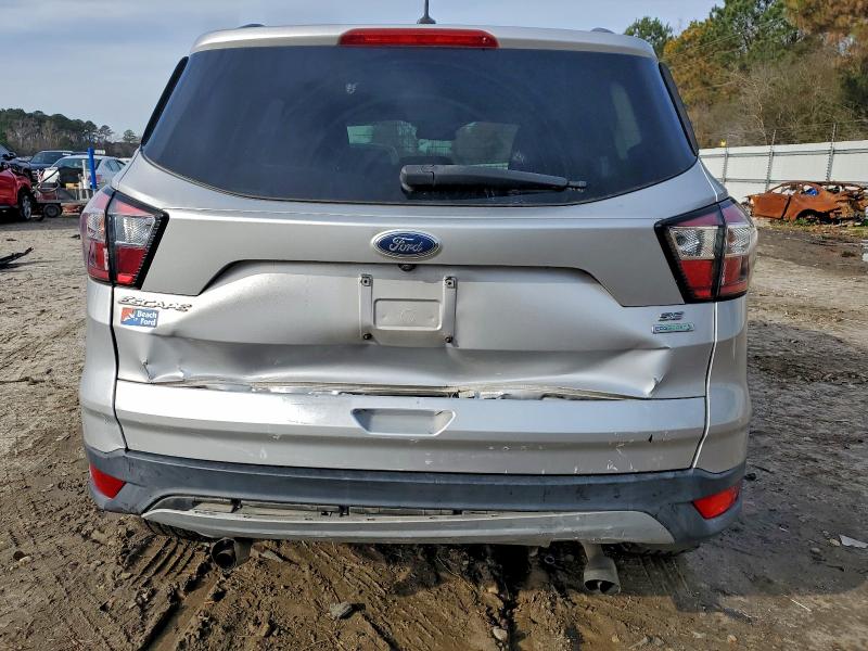 Photo 6 from auction – 2018 FORD ESCAPE SE with VIN 1FMCU0GD8JUC31762