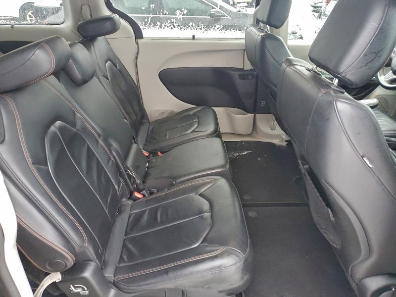 Photo 11 from auction – 2017 CHRYSLER PACIFICA T with VIN 2C4RC1BG4HR822980
