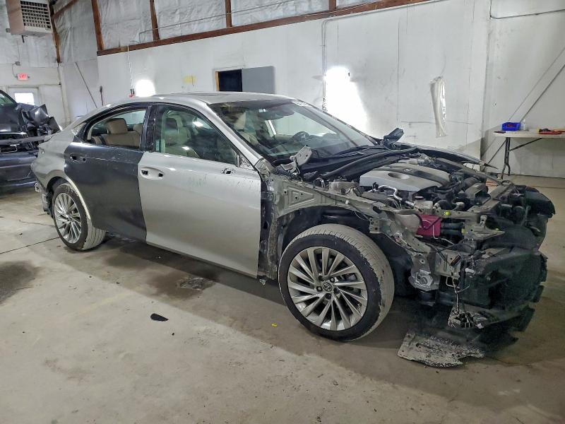 Photo 4 from auction – 2020 LEXUS ES 300H LU with VIN 58AE21B1XLU006790