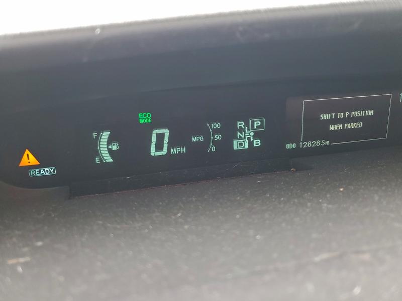 Photo 9 from auction – 2014 TOYOTA PRIUS with VIN JTDKN3DU5E0381084