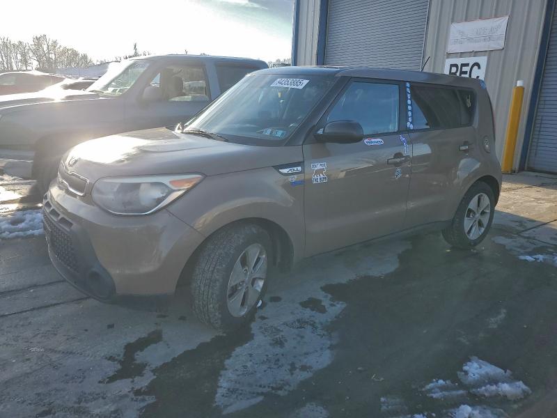 KIA SOUL 2015 with VIN KNDJN2A2XF7168570 - Photo from auction