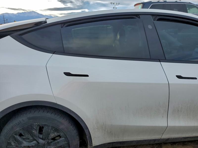 Photo 10 from auction – 2024 TESLA MODEL Y with VIN 7SAYGDEE6RF079315