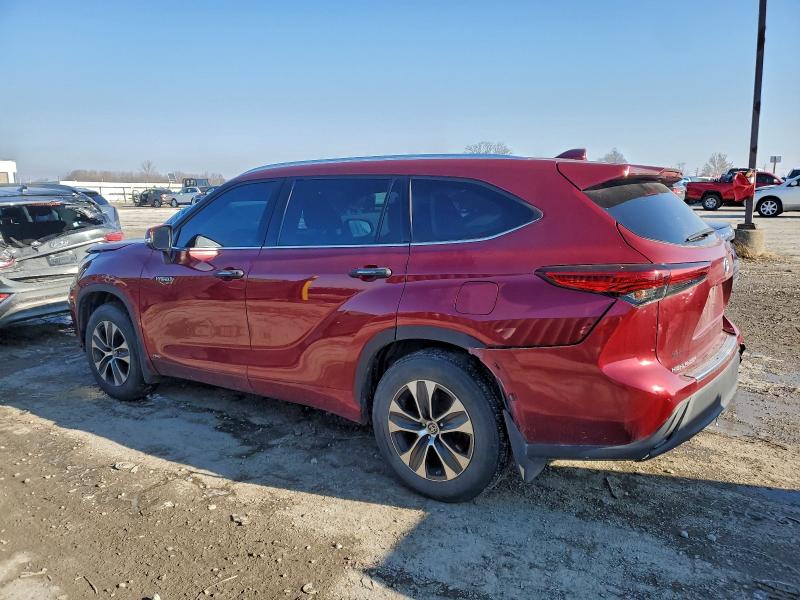 Photo 2 from auction – 2020 TOYOTA HIGHLANDER with VIN 5TDGBRCH1LS001187