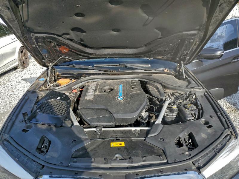 Photo 11 from auction – 2018 BMW 530E with VIN WBAJA9C59JB250904