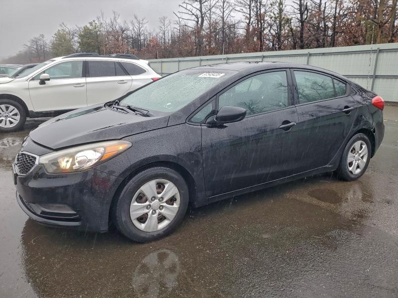 KIA FORTE LX 2015 with VIN KNAFK4A66F5435306 - Photo from auction