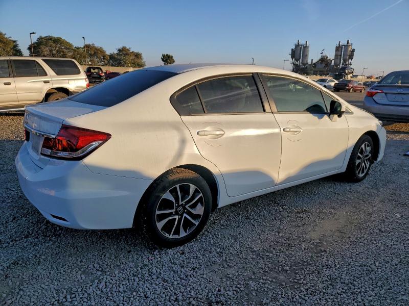 Photo 3 from auction – 2014 HONDA CIVIC with VIN 19XFB2F87EE233997