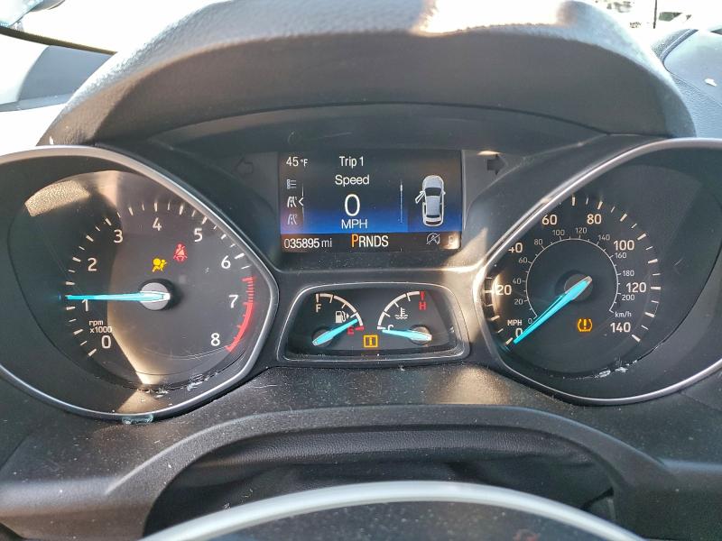 Photo 9 from auction – 2017 FORD ESCAPE SE with VIN 1FMCU0GD4HUC18338