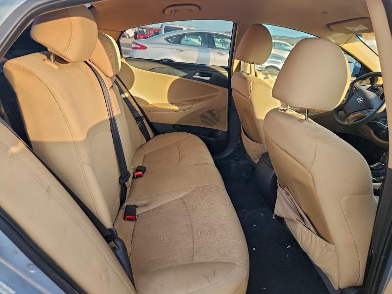 Photo 10 from auction – 2011 HYUNDAI SONATA GLS with VIN 5NPEB4AC1BH137096