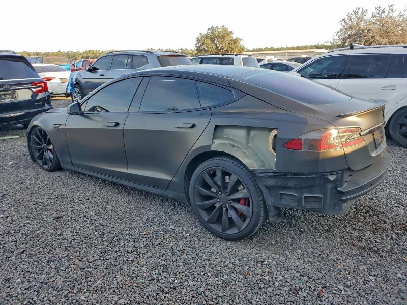 Photo 2 from auction – 2016 TESLA MODEL S with VIN 5YJSA1E49GF125792