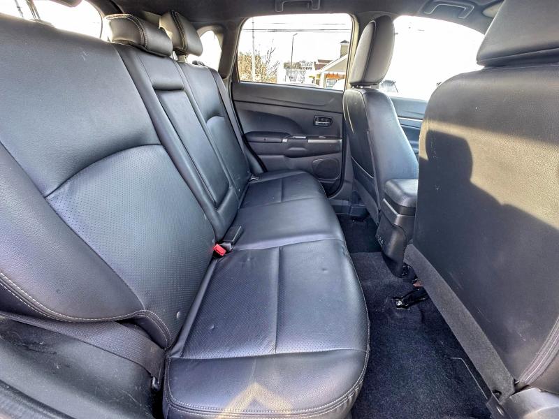Photo 6 from auction – 2022 MITSUBISHI OUTLANDER with VIN JA4ARVAWXNU001239