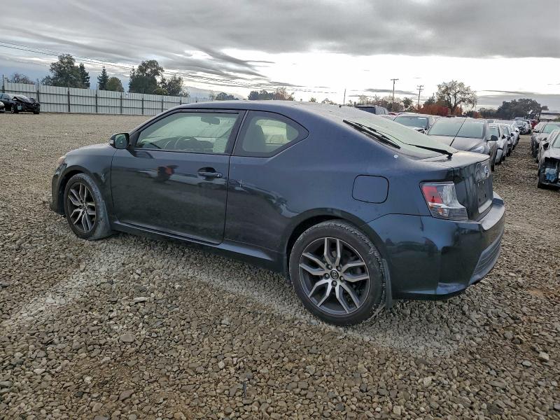 Photo 2 from auction – 2016 TOYOTA SCION TC with VIN JTKJF5C72GJ017873