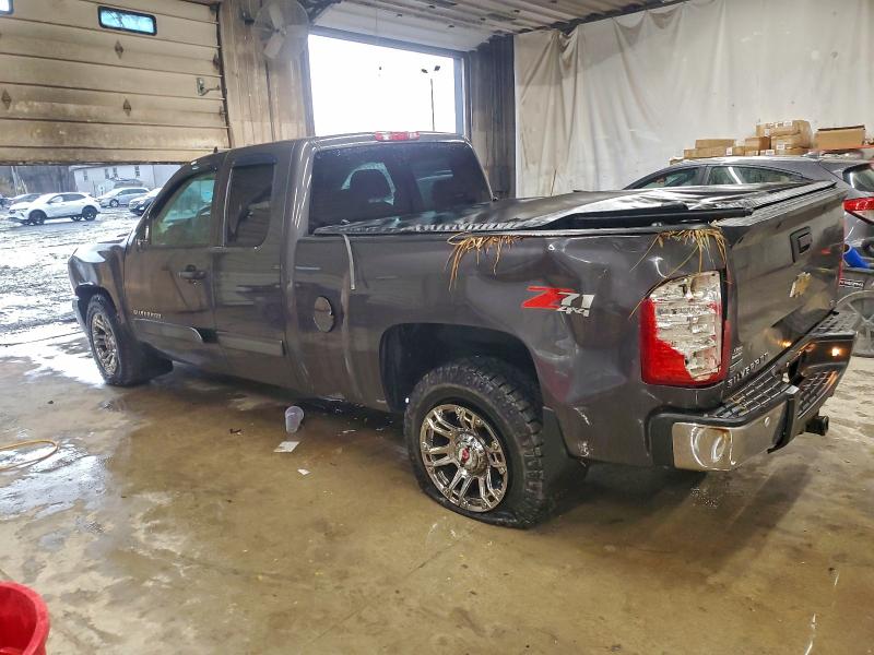 Photo 2 from auction – 2011 CHEVROLET SILVERADO with VIN 1GCRKSE31BZ102955