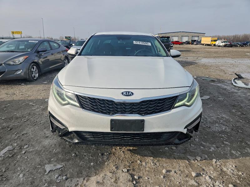 Photo 5 from auction – 2020 KIA OPTIMA LX with VIN 5XXGT4L38LG419476