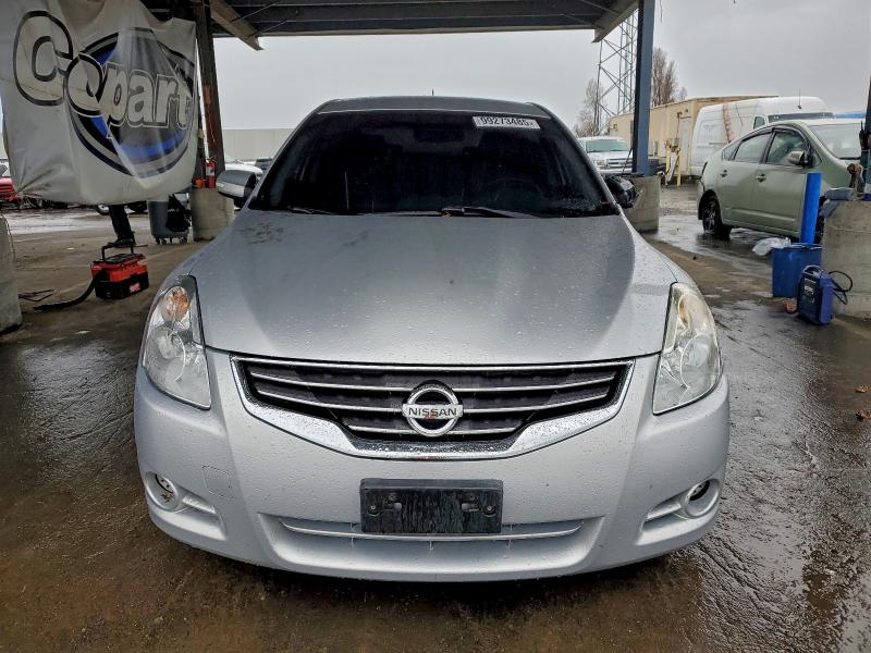 Photo 5 from auction – 2010 NISSAN ALTIMA HYB with VIN 1N4CL2AP4AC110468