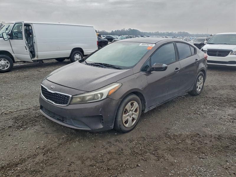 KIA FORTE LX 2017 with VIN 3KPFK4A72HE048268 - Photo from auction