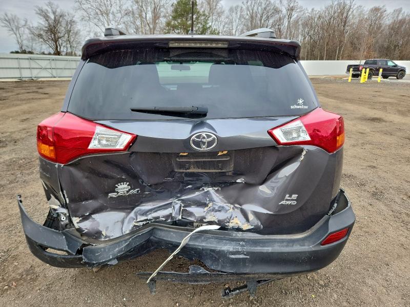 Photo 6 from auction – 2015 TOYOTA RAV4 LE with VIN 2T3BFREV7FW308030