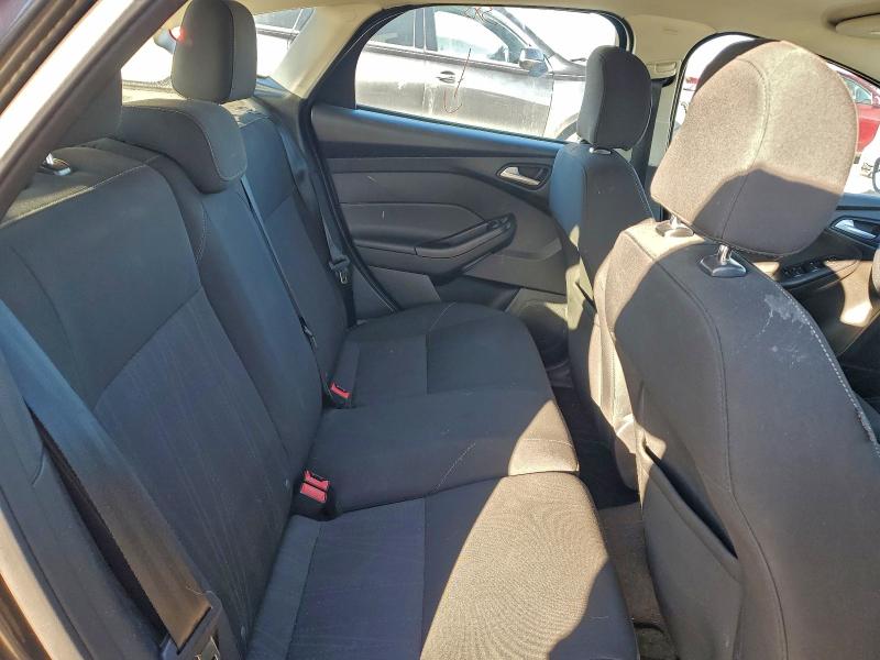 Photo 10 from auction – 2015 FORD FOCUS SE with VIN 1FADP3K28FL374785