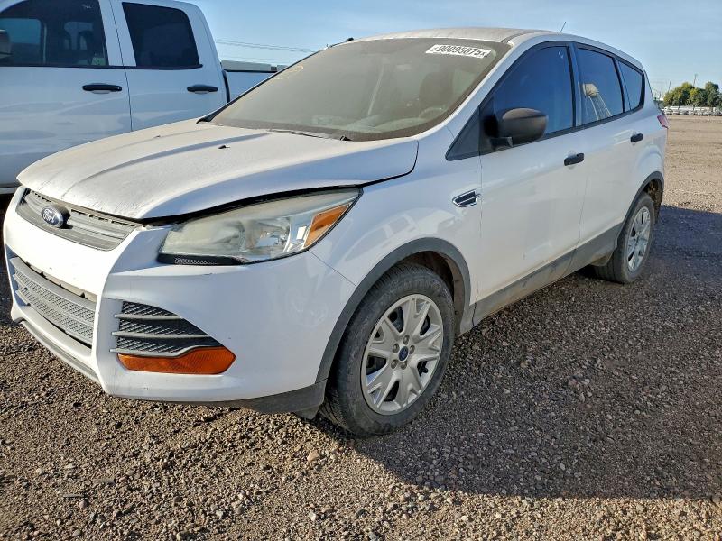 FORD ESCAPE S 2014 with VIN 1FMCU0F7XEUE01587 - Photo from auction