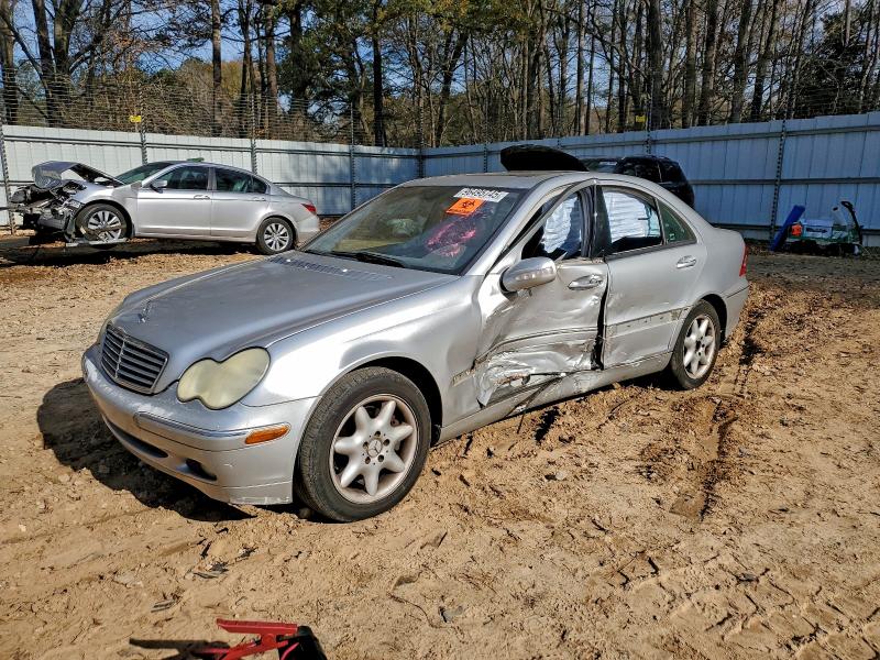 MERCEDES-BENZ C 320 2004 with VIN WDBRF64J04F489075 - Photo from auction