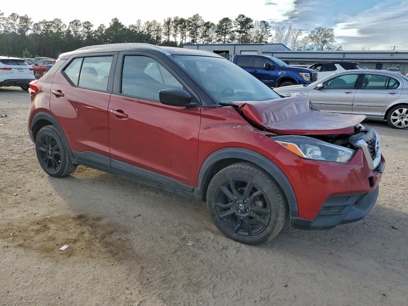 Photo 4 from auction – 2019 NISSAN KICKS S with VIN 3N1CP5CU5KL482185