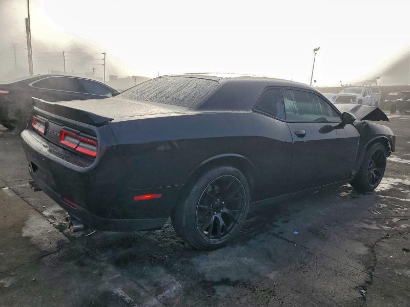 Photo 3 from auction – 2016 DODGE CHALLENGER with VIN 2C3CDZAG4GH209978