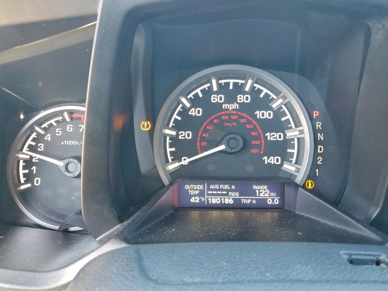Photo 9 from auction – 2010 HONDA RIDGELINE with VIN 5FPYK1F58AB013613