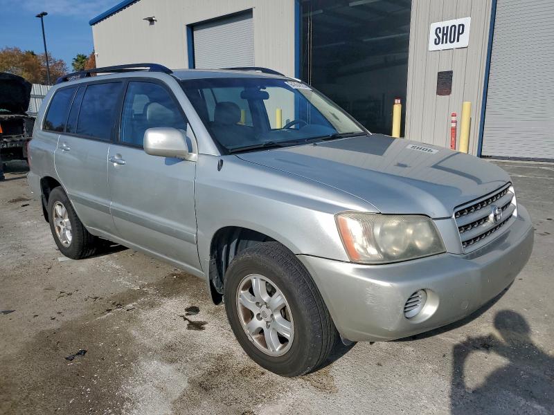 صورة رقم 4 من المزاد - 2003 TOYOTA HIGHLANDER مع VIN JTEHF21A530136919