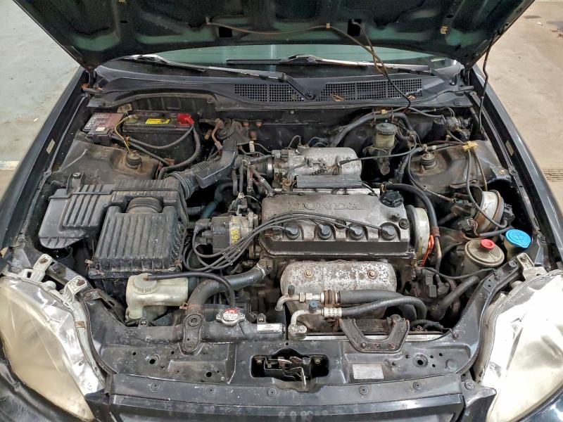 Photo 11 from auction – 2000 HONDA CIVIC EX with VIN 1HGEJ8243YL079354