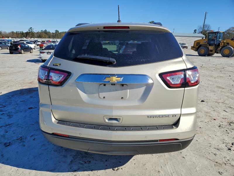 Photo 6 from auction – 2015 CHEVROLET TRAVERSE L with VIN 1GNKRHKD6FJ230150