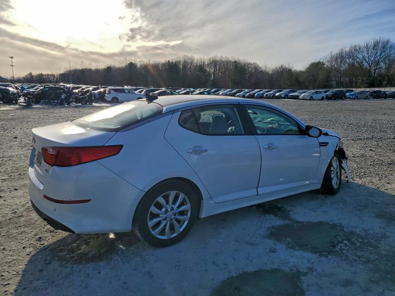 صورة رقم 4 من المزاد - 2015 KIA OPTIMA EX مع VIN 5XXGN4A71FG499594