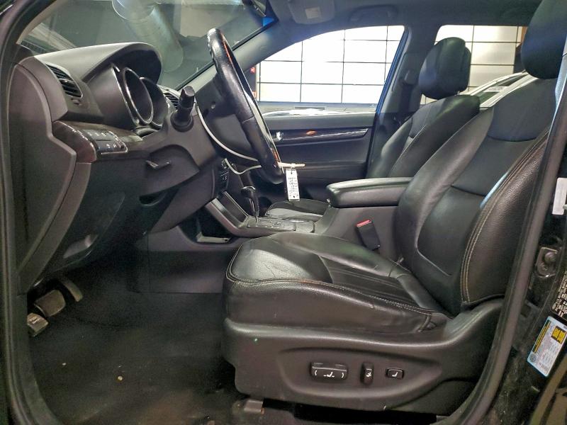 Photo 7 from auction – 2013 KIA SORENTO EX with VIN 5XYKU4A28DG357365