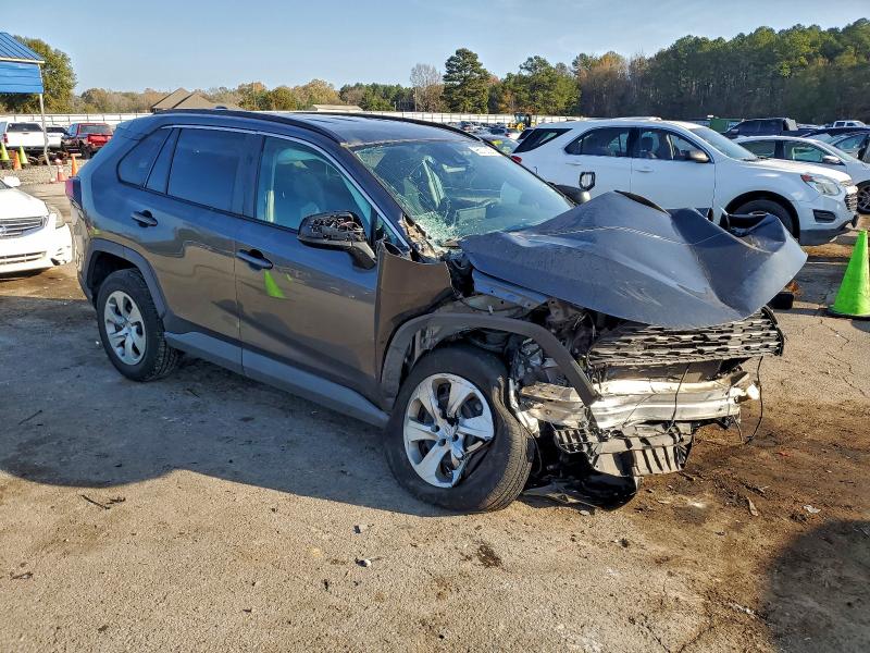 Photo 4 from auction – 2020 TOYOTA RAV4 with VIN 2T3H1RFV6LC056016