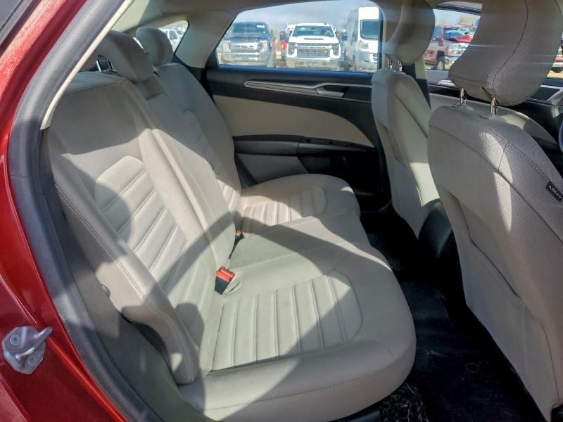 Photo 10 from auction – 2019 FORD FUSION S with VIN 3FA6P0G77KR132447