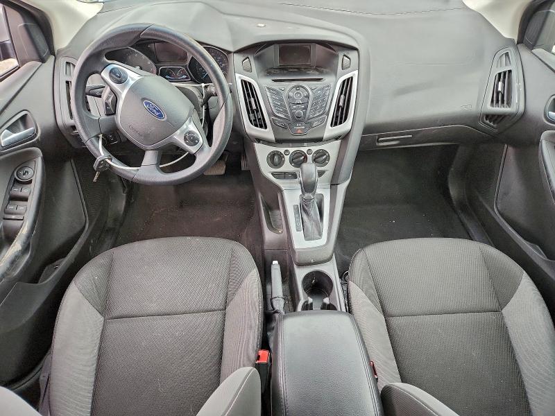Foto 8 de la subasta – 2014 FORD FOCUS SE con VIN 1FADP3F21EL264895