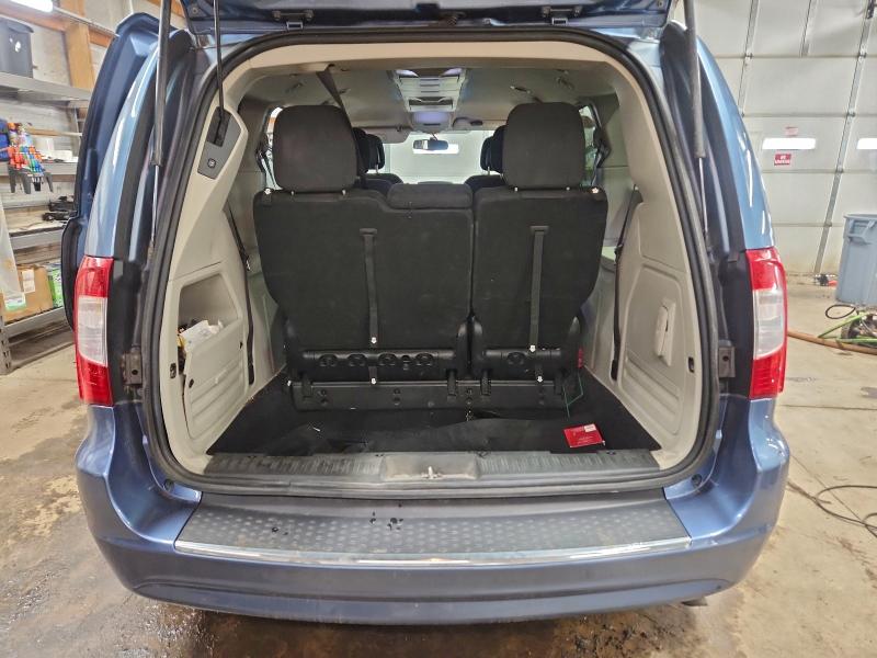 Photo 6 from auction – 2011 CHRYSLER TOWN & COU with VIN 2A4RR5DG4BR783277