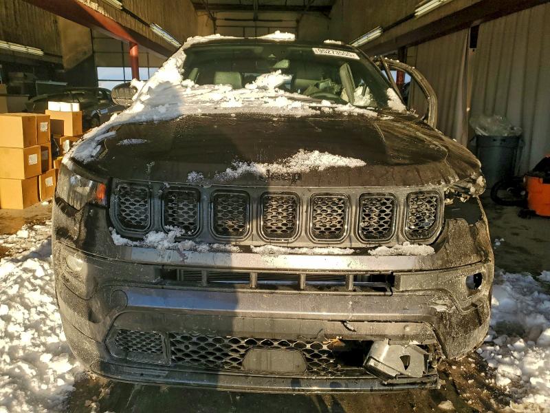 Photo 5 from auction – 2023 JEEP COMPASS LA with VIN 3C4NJDBN4PT505202