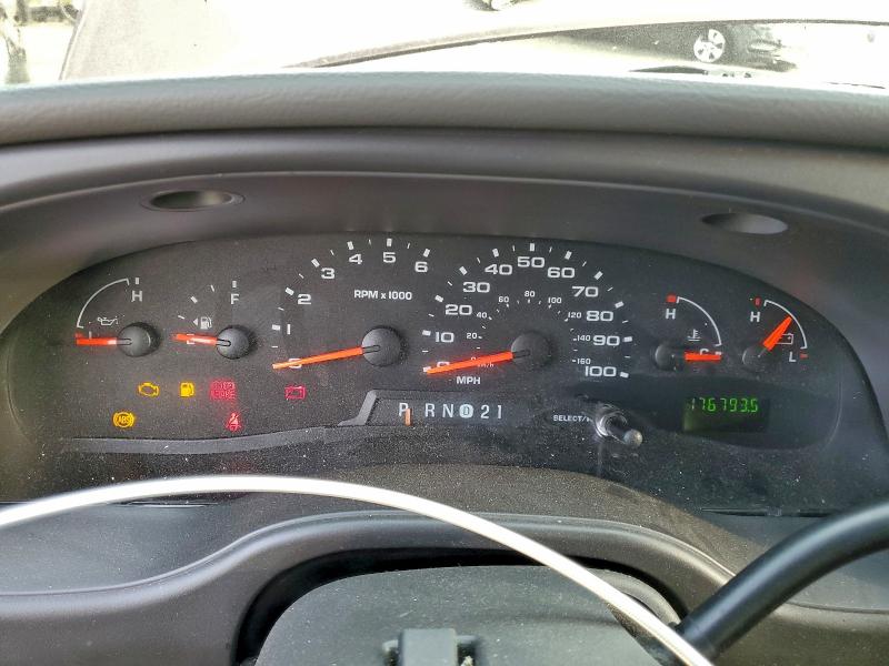 Photo 9 from auction – 2006 FORD ECONOLINE with VIN 1FMRE11L76HA67627