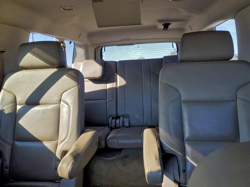 Photo 10 from auction – 2016 CHEVROLET SUBURBAN C with VIN 1GNSCHKC0GR478115