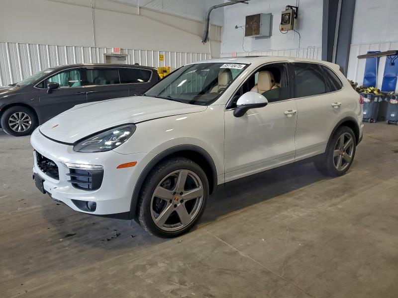 PORSCHE CAYENNE 2016 with VIN WP1AA2A2XGLA00852 - Photo from auction