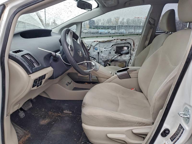 Photo 7 from auction – 2015 TOYOTA PRIUS with VIN JTDKN3DU1F0457675