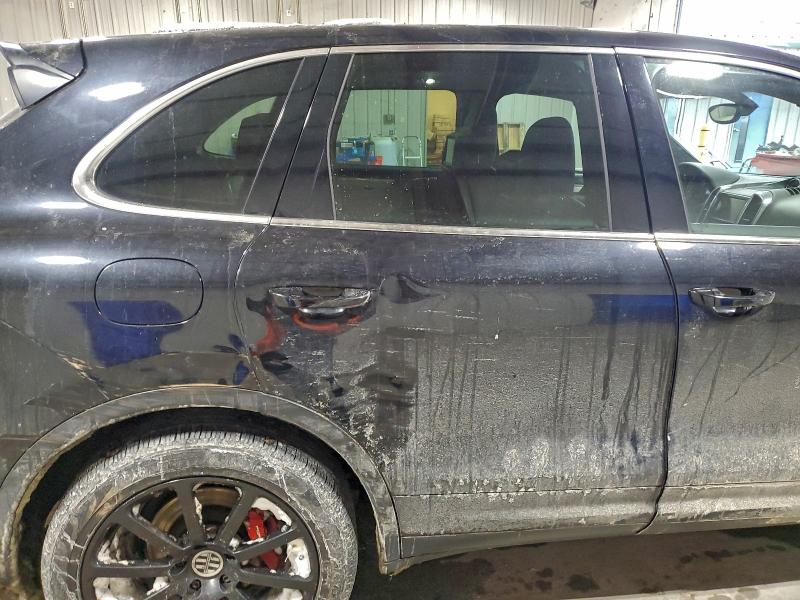 Photo 11 from auction – 2013 PORSCHE CAYENNE with VIN WP1AA2A27DLA07320