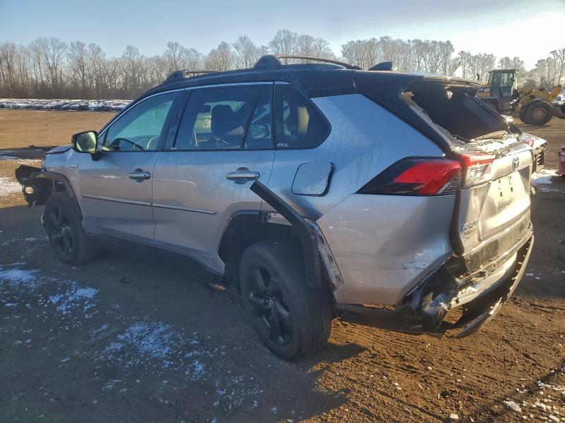 Photo 2 from auction – 2020 TOYOTA RAV4 XSE with VIN JTMEWRFV2LD540443