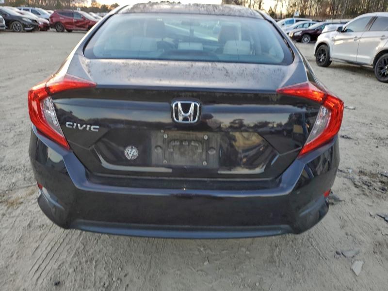 Photo 6 from auction – 2017 HONDA CIVIC with VIN 19XFC2F51HE029557